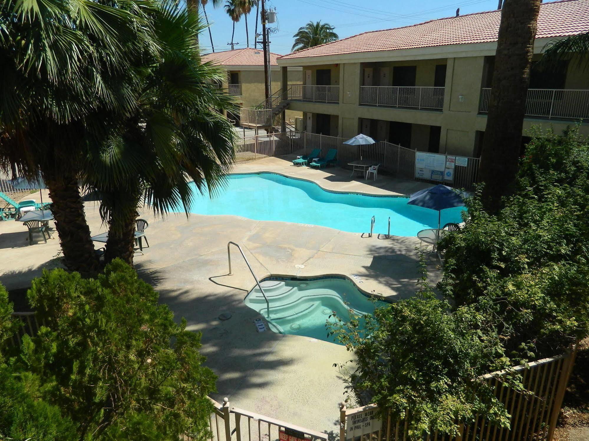 Capital Suites Blythe Extérieur photo