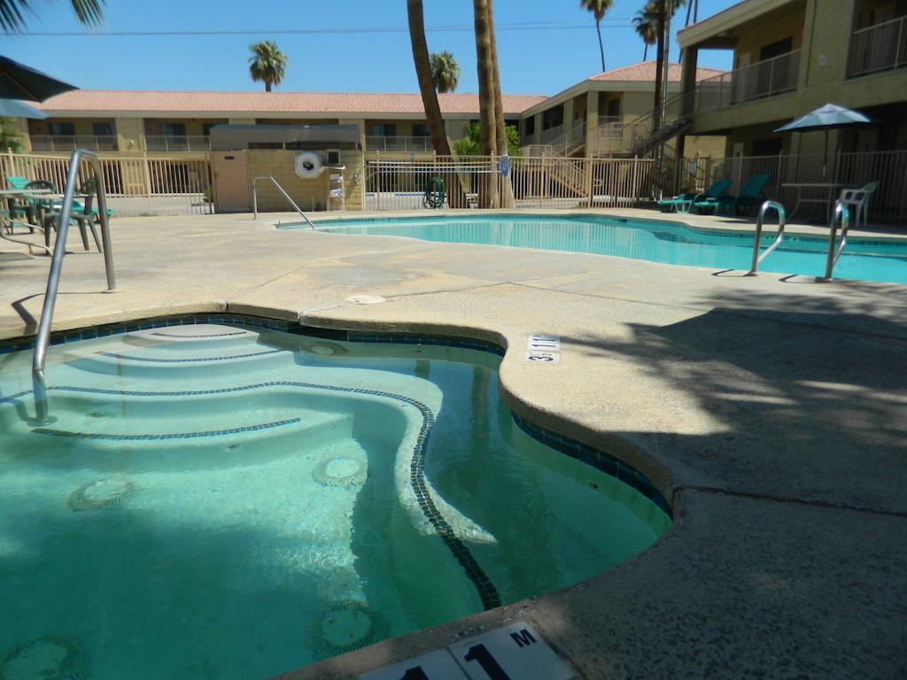 Capital Suites Blythe Extérieur photo